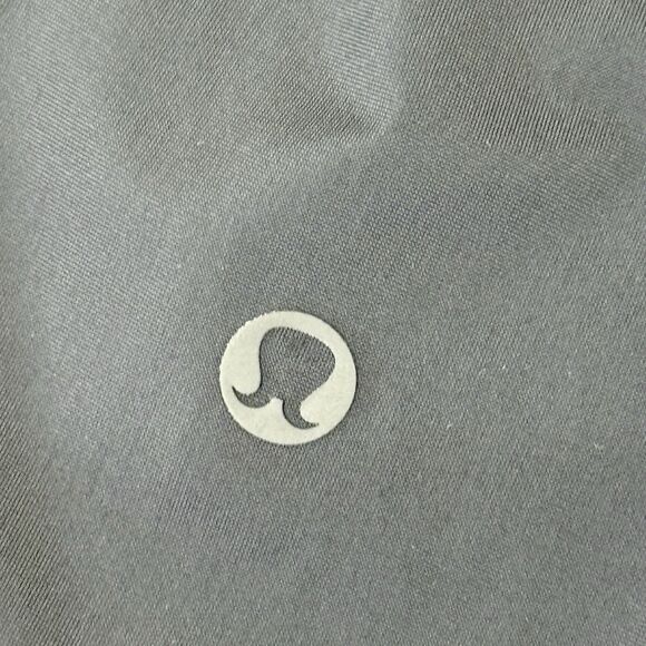 Lululemon Surf Shorts Women's Size 6 Black 2.5" Inseam Scalloped Edge Cheeky - Picture 5 of 9